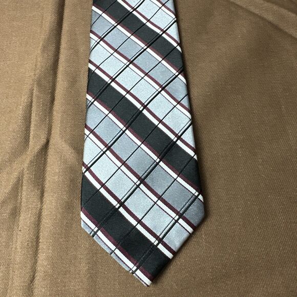 CORSINI Men's 7 Fold 100% Silk Tie Black Grey Burgundy Striped ~ Seven Fold Tie - Picture 10 of 11